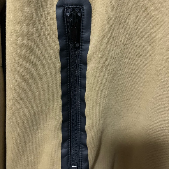 H&M Y2K Drawstring collar pullover with zipper pockets - Picture 3 of 7